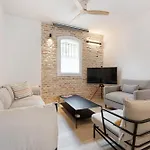 Stay U-Nique Apartment Jorge Guillen
