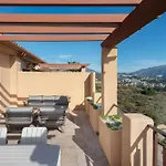 2-Bedroom Penthouse With Panoramic Scenery