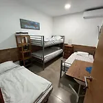 Room For 4 Next To Bcn Airport