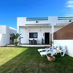 Acogedoras Casas Entre Dos Vientos, Cerca De La Playa