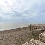 Gran Jardin Frente Al Mar