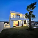 Perniznest - Luxury Villa Front Of Calanova Golf With Sea View