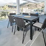 Rib2E- Light Apartment With Large Terrace