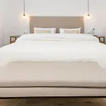 Eac3F- Modern & Light Apartment Steps From The Sea