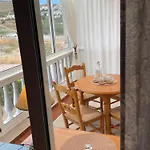 English Garden Apartment 344