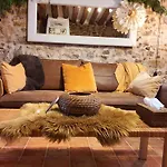 La Ultima Casa Masboquera