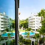 Marbella Banus Suites - Golden Mile Jardines Del Principe 1