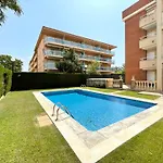 Apartamento En Zona Agradablemente Tranquila
