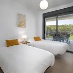 Casares Green 2384