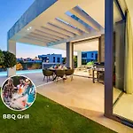Vacation Marbella I Villa Schumacher, New Built, Sea View, Luxury, Private Pool