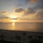 Apartamento Frente A La Playa Con Vista Al Mar