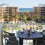 Pineda 7 Planet Apartment