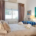 3 Bedroom Nice Home In Marbella