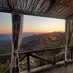Casa Rural En Malaga, Donde El Tiempo Se Detiene