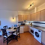 Las Palmas 9A - Oasis Properties