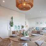 New! Renovated Flat In Mijas