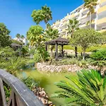 Superior Calanova Grand Golf Apartment
