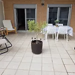 Piso Con Piscina Y Parking