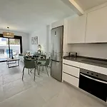 2 Bed Apartment In Benahavis