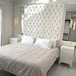 Mi Capricho A12 - Luxury Beachfront Apartment- Costa Del Sol