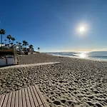 Holidays & Homes, Calahonda Royale Lirio, 300 M Playa