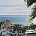 Seaview Torrequebrada Pueblo