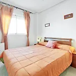 2 Bedroom Beautiful Apartment In Oropesa Del Mar