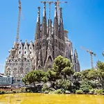 Sweett - Gaudi Avenue