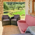 Awesome Home In Ardenya With Wifi