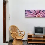 Spacious Apartment In The Heart Of Cadiz 130 M² City View