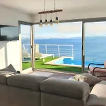 Elegant Villa With Sea View In Faro De Cullera & Private Pool