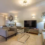 Stunning Home In Cartagena With Kitchen