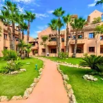Lovely Apartment In Los Alcazares With Kitchen