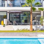 Stunning Apartment In Mar De Cristal With Wifi