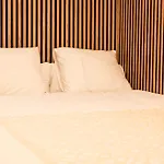 Studio 5 Mins From El Palo Beach Wifi & Ac