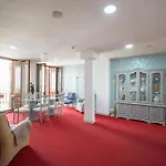 Hotel Manzanito