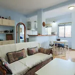 2 Bedroom Beautiful Home In Cartagena