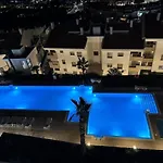 Amazing 3 Bedroom Apartment With Wifi And Views