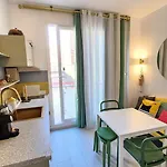 Klimt Huelin Malaga Modern Beach Appartment