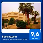 Golf Y Playa Junto Al Cabo De Gata