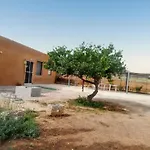 Friendly House With Shared Pool In Cartagena