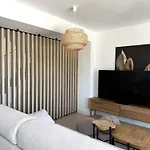 Eden 1 I Town House With Sea Views I