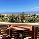Breathtaking Sea View Apartment With Free Parking
