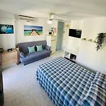 Estudio Naciones Beach