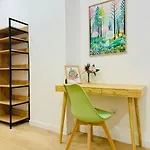 Loft 1 - Space & Conform Close To Center