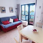 Aloha Playa Apartment With Ocean Views And Pools