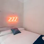 Chic & Cozy Stay In Valencia