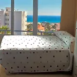 Bonito Estudio Vistas Al Mar Zona Puerto Marina