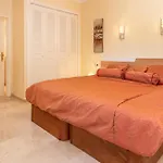 Cozy Home In Riviera Del Sol With Kitchen