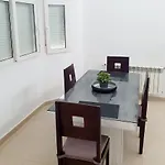 Villa Mit Privatem Pool, Zentrumsnah
